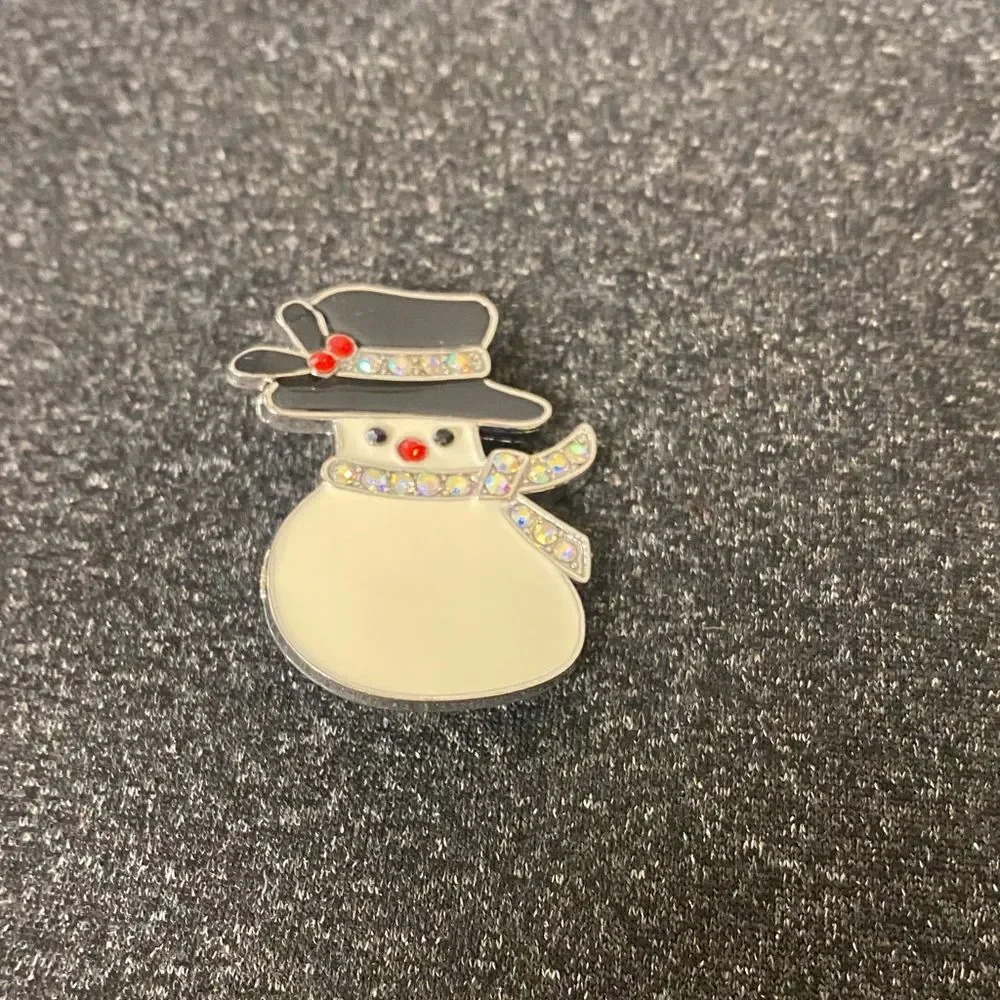 Festive Snowman Brooch‎ with Black Hat
